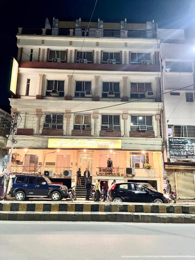 Hotel Suncity Prayagraj Exterior photo