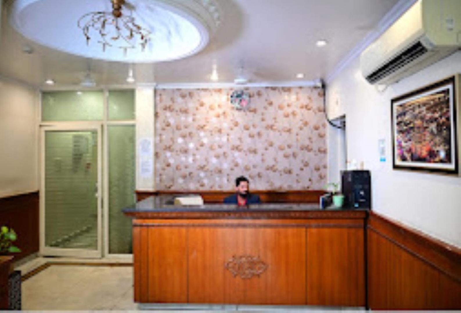 Hotel Suncity Prayagraj Exterior photo